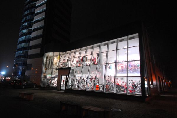 Slavnostní otevření nové prodejny XCR v Brně