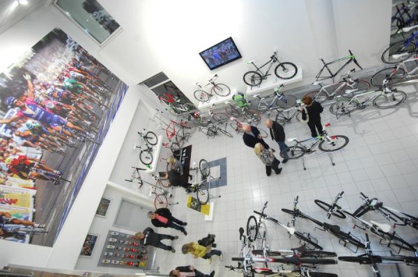 Slavnostní otevření nové prodejny XCR v Brně