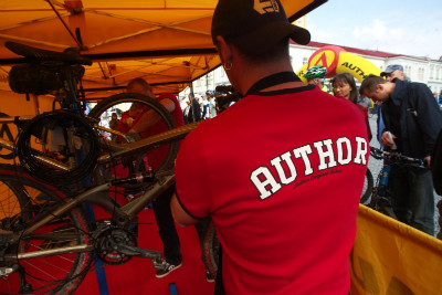 Author Šela Marathon - chlapci z Author mechanic gangu měli před startem plné ruce práce