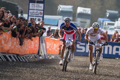 spurt Juliena Absalona a Nino Schurtera podruhé