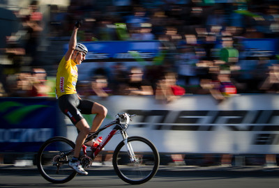 Jaroslav Kulhavý vítězí