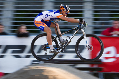 Emil Lindgren a hupech v cílové rovince