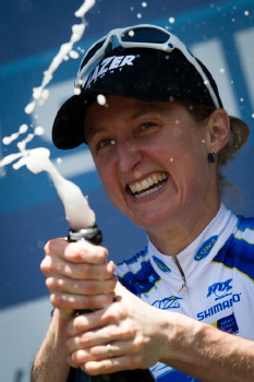 Slavící Catherine Pendrel