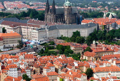 bikeři obsadili Pražský hrad po sedmnácté