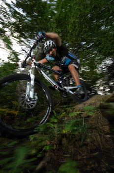 Remedy 8 - enduro TEST