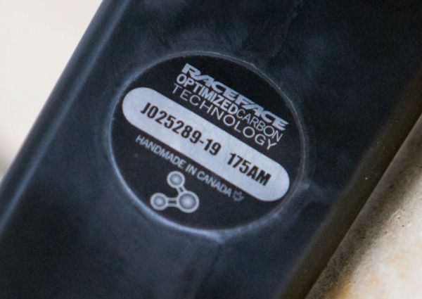 Race Face SIXC AM obrazem