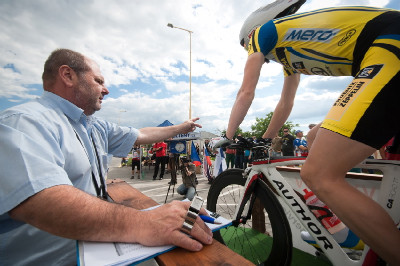 tři, dva, jedna, ...