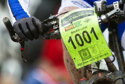 ... ani tentokrát se nevyhnul pádu a technickým problémům