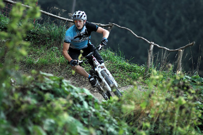 Remedy 8 - enduro TEST