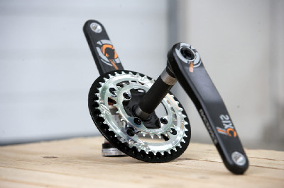 kanadský All Mountain karbon