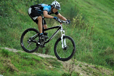 Remedy 8 - enduro TEST