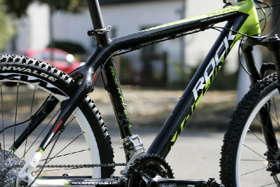 Karbonové Tsunami 2010