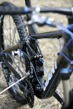 Giantí karbon Trance X