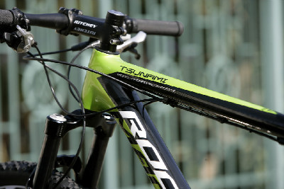 Karbonové Tsunami 2010