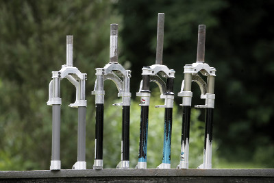 Manitou elastomerové retro vidlice