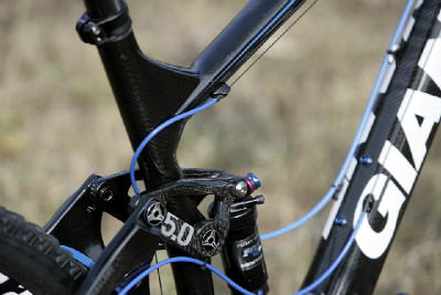 Giantí karbon Trance X