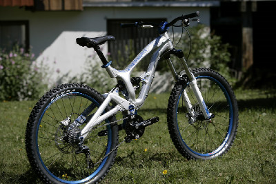 Gravity bike GT 2011