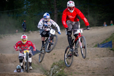 velké finále a Rinderknecht na čele