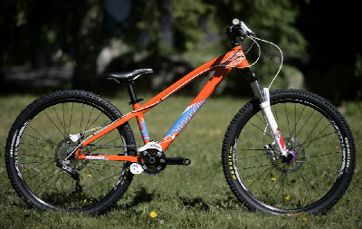 Gravity bike GT 2011