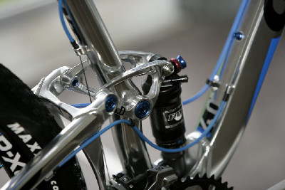 Giant 29" 2011 obrazem