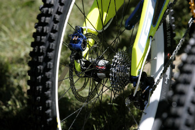 Gravity bike GT 2011