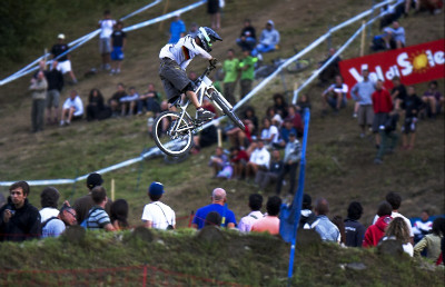 Lítalo se nad hlavama