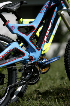 Gravity bike GT 2011