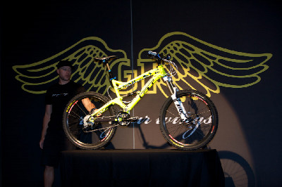 Gravity bike GT 2011