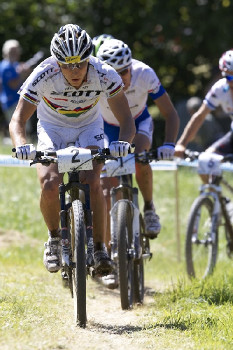 Nino Schurter od začátku dával najevo, že má svůj den