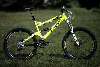 Gravity bike GT 2011