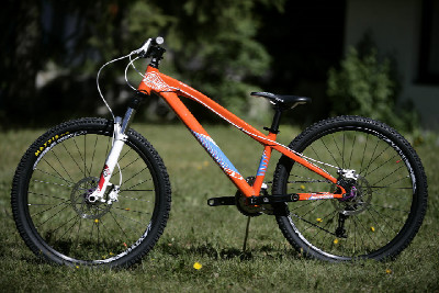 Gravity bike GT 2011