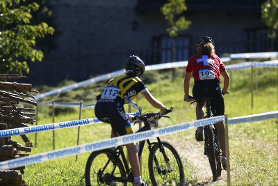 Dvě nejrychlejší juniorky Švýcarka Neff a Ukrajinka Belomoyna