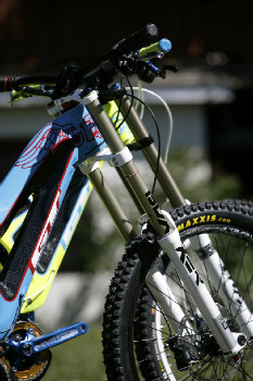 Gravity bike GT 2011