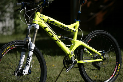 Gravity bike GT 2011