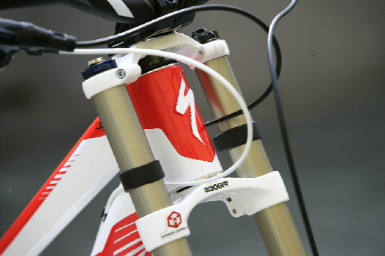 FR a DH novinky Specialized 2011