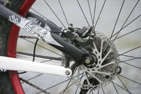 FR a DH novinky Specialized 2011