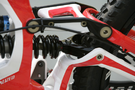 FR a DH novinky Specialized 2011