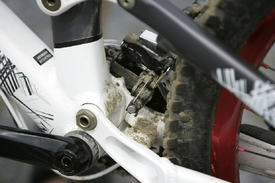 FR a DH novinky Specialized 2011