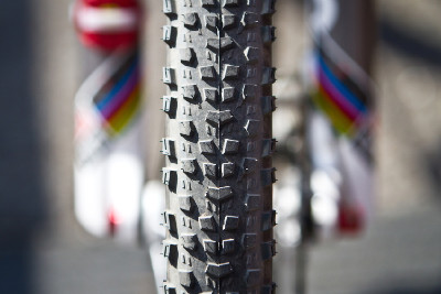 Rubena Scylla Top Design Tubeless Supra Grey Line 2,25