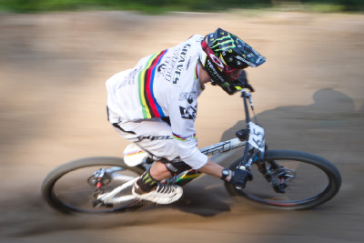 Jared Graves poslední den v duhovém trikotu