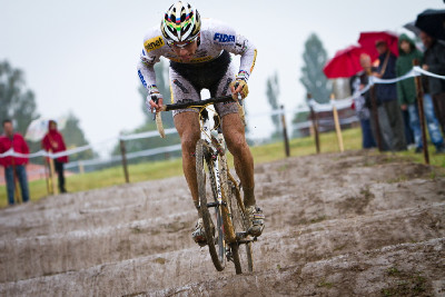 Zdeněk Štybar osamocený v 2.kole