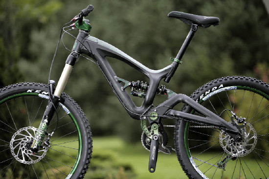 freeride novinka Ruckus 2011