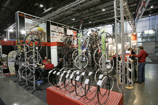 Bike Brno stánky 2011