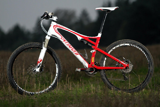 Karbonový Epic 2011 v testu