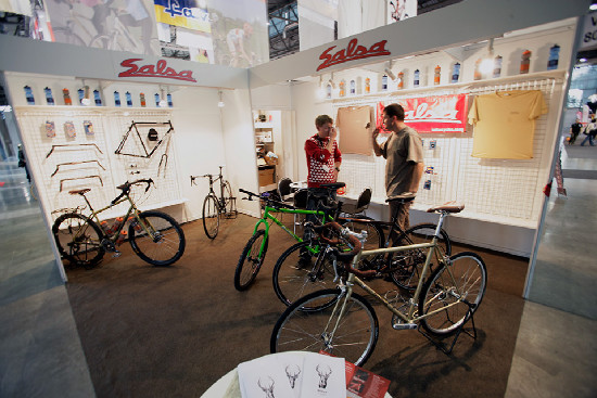 Bike Brno stánky 2011