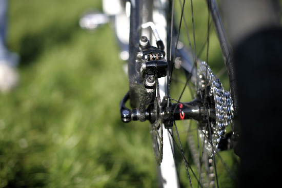 První karbon od Kony