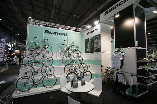 Bike Brno stánky 2011