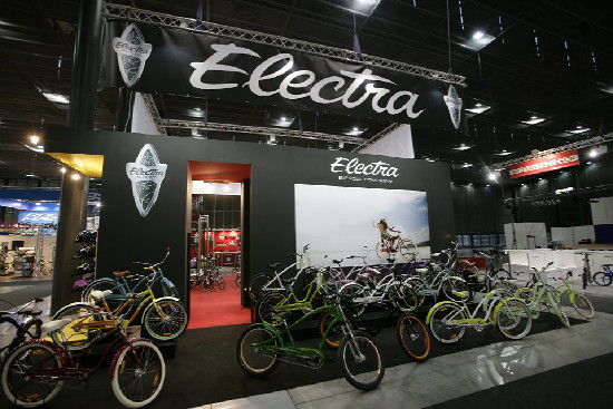 Bike Brno stánky 2011