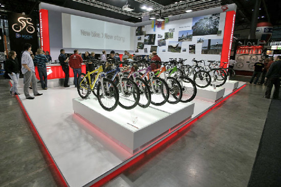 Bike Brno stánky 2011