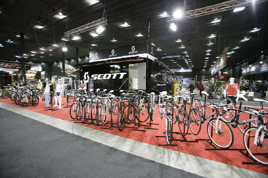 Bike Brno stánky 2011